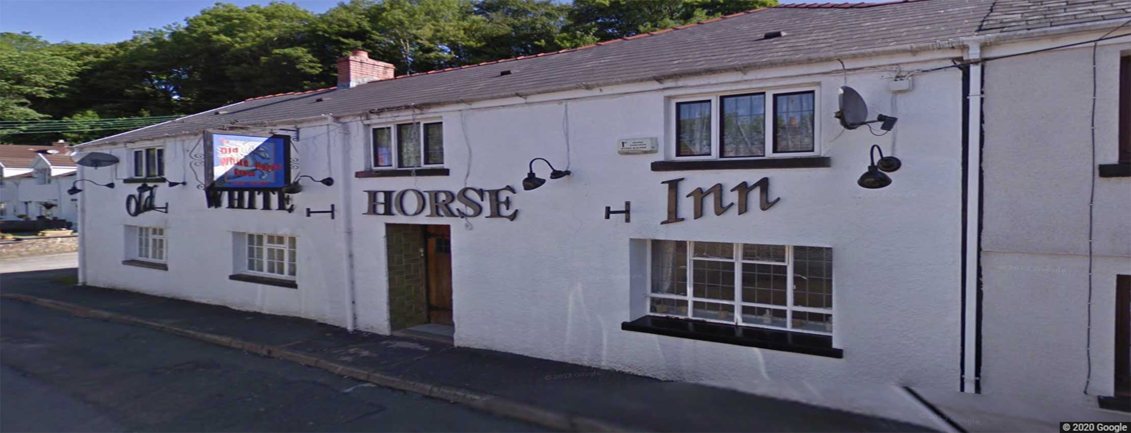 The Old White Horse Inn,Pontneathvaughan